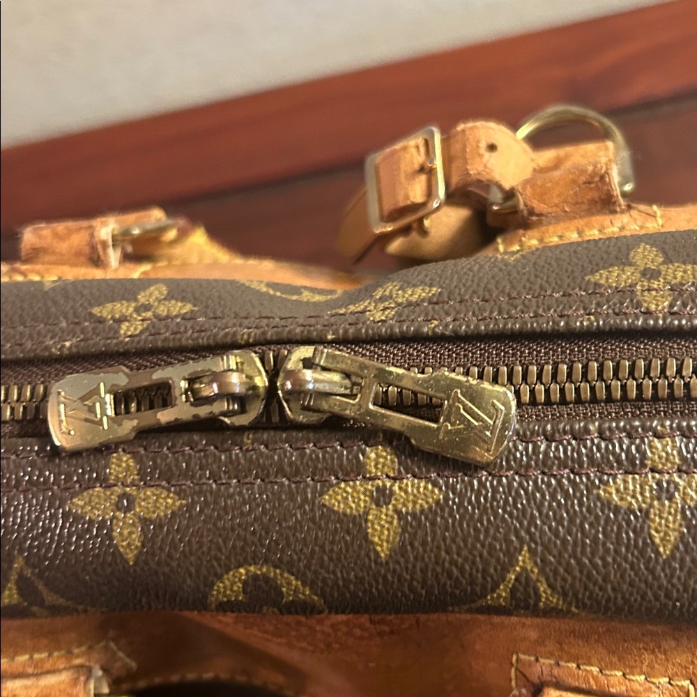 Louis Vuitton Brown Monogram Top-Handle  Deauville Satchel - Picture 4 of 13